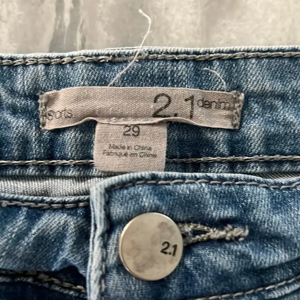 2.1 Denim Blue Cuffed Denim Jeans Shorts Size 29